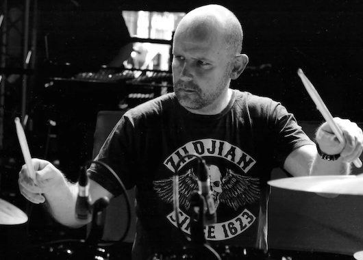 Elliott Henshaw - BBC Big Band | Mike Stern | Beverley Knight